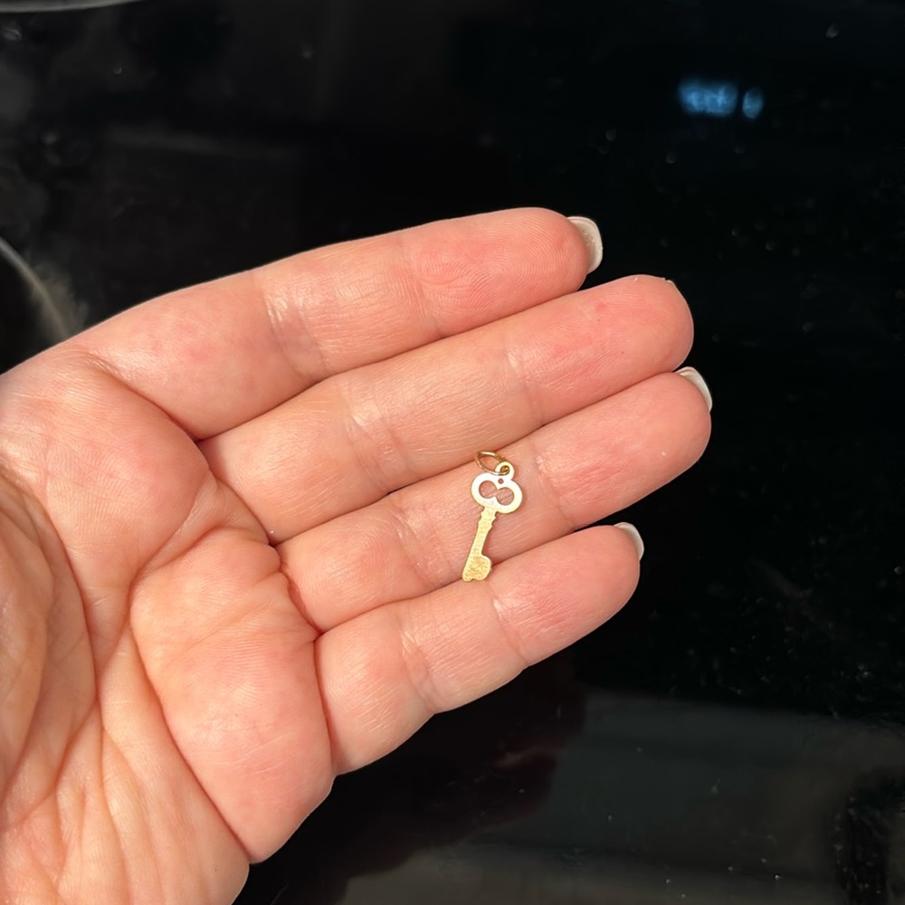 14 karat Russian gold key charm